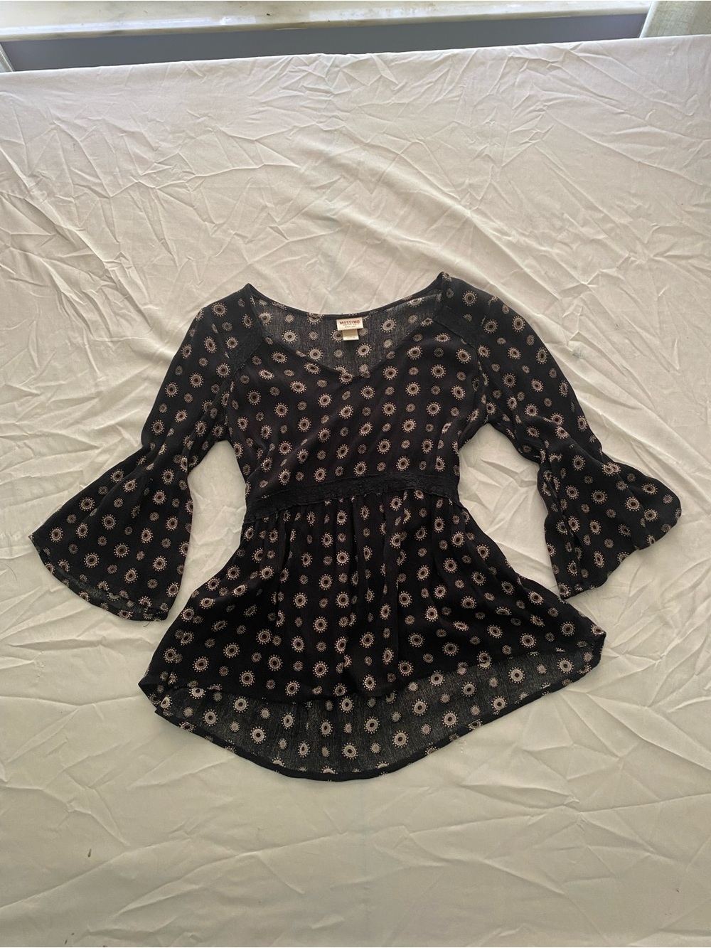 Peplum V-Neck Floral Dot Blouse - Black/Cream - Picture 5 of 11